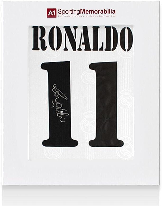Ronaldo Luis Nazario De Lima İmzalı Real Madrid Forması-2022-23, 11 Numara-Gıf İmzalı Futbol Formaları